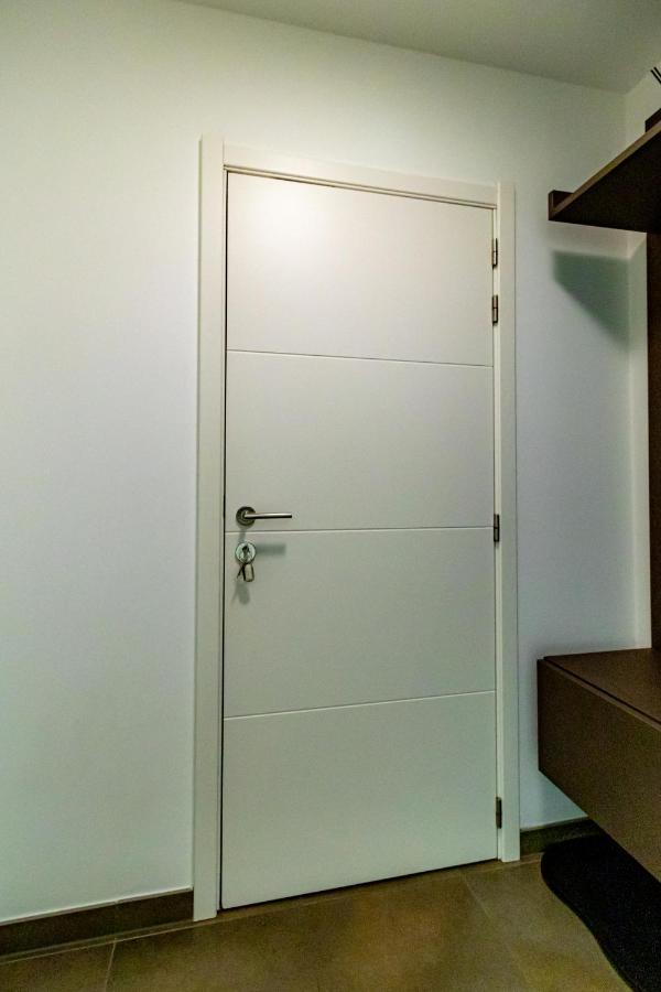 Laluna Holiday Apartment 奥斯滕德 外观 照片